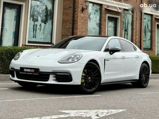 Порше Панамера, объемом двигателя 0 л и пробегом 47 тыс. км за 67990 $, фото 4 на Automoto.ua