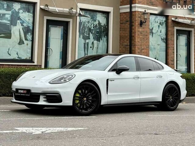 Порше Панамера, объемом двигателя 0 л и пробегом 47 тыс. км за 67990 $, фото 6 на Automoto.ua