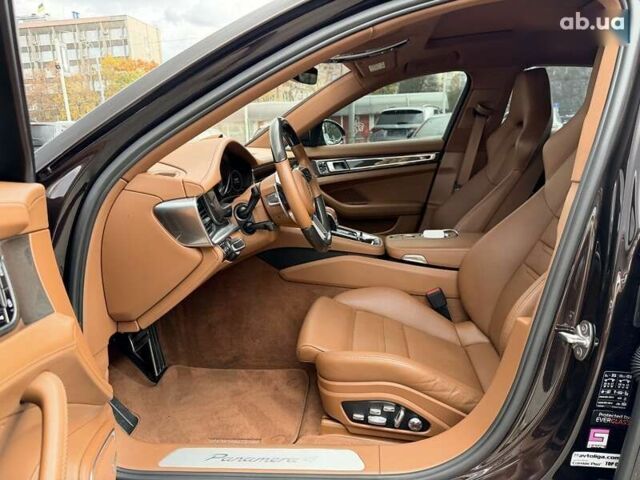 Порше Панамера, объемом двигателя 0 л и пробегом 63 тыс. км за 78500 $, фото 16 на Automoto.ua