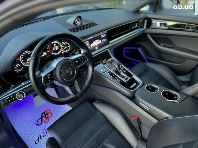 Порше Panamera, об'ємом двигуна 0 л та пробігом 70 тис. км за 89000 $, фото 27 на Automoto.ua