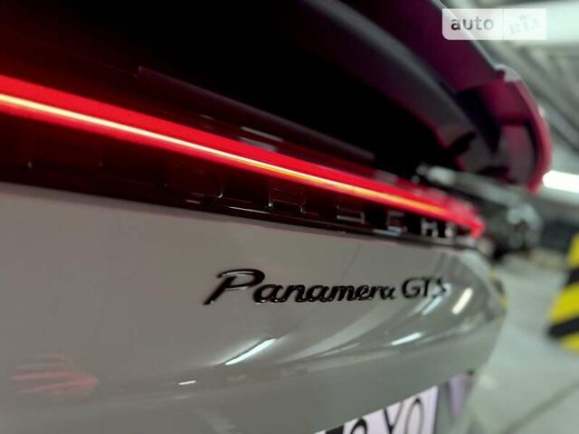 Порше Панамера, объемом двигателя 4 л и пробегом 30 тыс. км за 135000 $, фото 9 на Automoto.ua