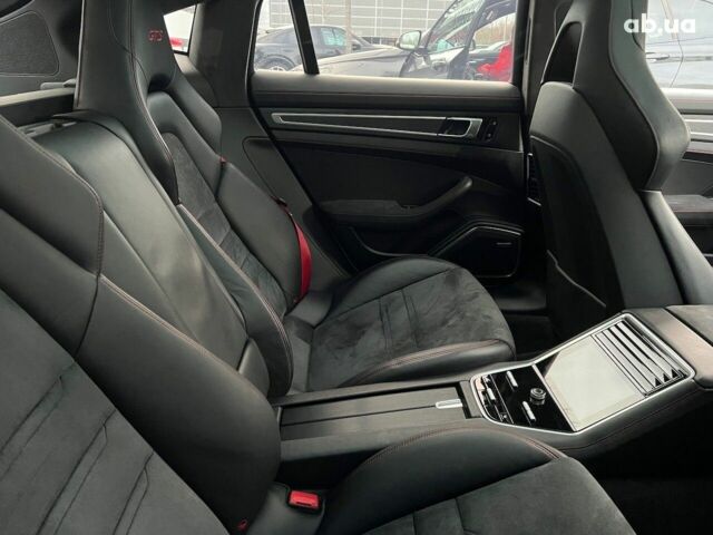 Порше Панамера, объемом двигателя 4 л и пробегом 5 тыс. км за 143023 $, фото 11 на Automoto.ua