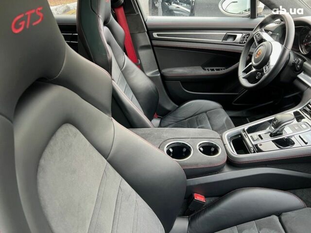 Порше Панамера, объемом двигателя 4 л и пробегом 5 тыс. км за 143023 $, фото 9 на Automoto.ua