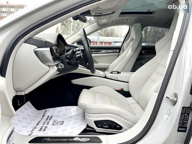 Порше Панамера, объемом двигателя 4 л и пробегом 9 тыс. км за 154999 $, фото 21 на Automoto.ua