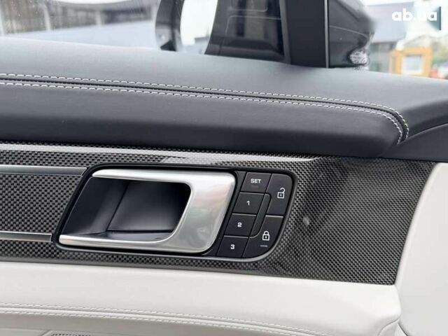 Порше Панамера, объемом двигателя 4 л и пробегом 9 тыс. км за 154999 $, фото 28 на Automoto.ua