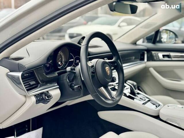 Порше Панамера, объемом двигателя 4 л и пробегом 9 тыс. км за 154999 $, фото 22 на Automoto.ua