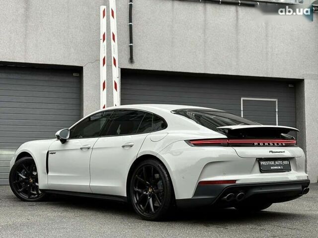 Порше Panamera, об'ємом двигуна 0 л та пробігом 1 тис. км за 185000 $, фото 29 на Automoto.ua