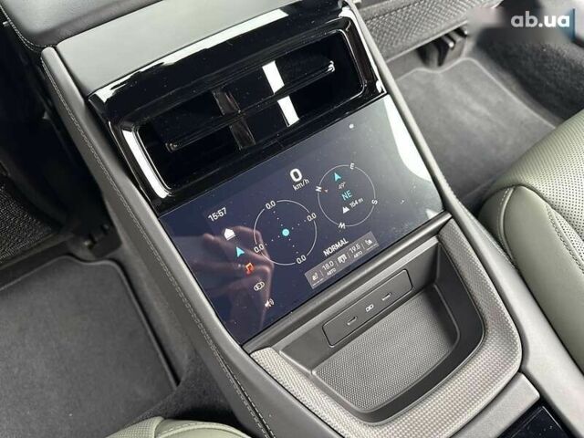 Порше Panamera, об'ємом двигуна 4 л та пробігом 8 тис. км за 215000 $, фото 18 на Automoto.ua