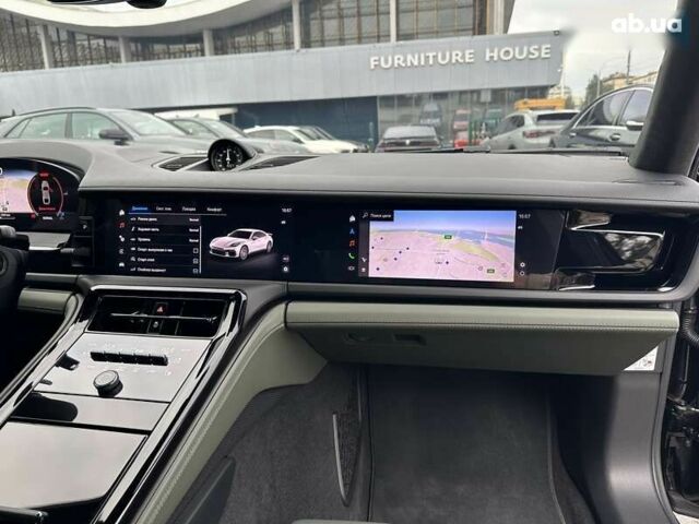 Порше Panamera, об'ємом двигуна 4 л та пробігом 8 тис. км за 215000 $, фото 21 на Automoto.ua
