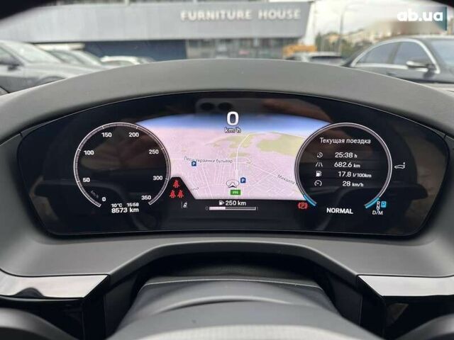 Порше Panamera, об'ємом двигуна 4 л та пробігом 8 тис. км за 215000 $, фото 24 на Automoto.ua