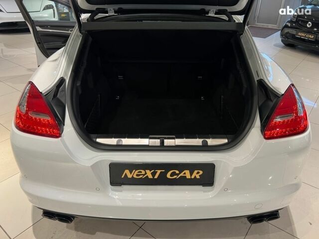 Порше Панамера, объемом двигателя 0 л и пробегом 135 тыс. км за 30500 $, фото 2 на Automoto.ua