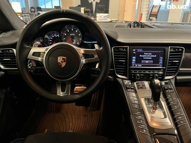 Порше Панамера, объемом двигателя 0 л и пробегом 135 тыс. км за 30500 $, фото 12 на Automoto.ua