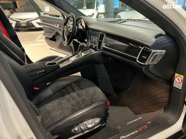 Порше Панамера, объемом двигателя 0 л и пробегом 135 тыс. км за 30500 $, фото 11 на Automoto.ua