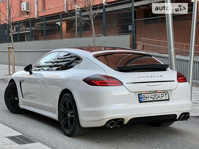 Порше Panamera, об'ємом двигуна 3.6 л та пробігом 176 тис. км за 22999 $, фото 1 на Automoto.ua