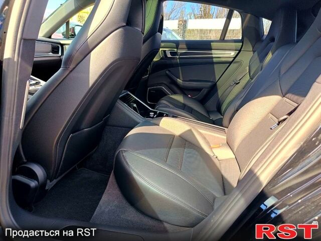 Порше Панамера, объемом двигателя 2.9 л и пробегом 33 тыс. км за 86000 $, фото 5 на Automoto.ua