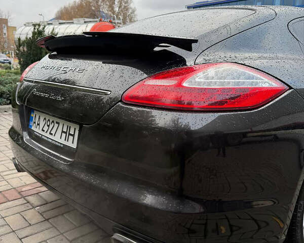 Серый Порше Панамера, объемом двигателя 4.81 л и пробегом 162 тыс. км за 19000 $, фото 4 на Automoto.ua