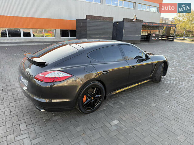 Порше Панамера 2011 в Кривом Роге на Automoto.ua Серый Порше Панамера, объемом двигателя 3.61 л и пробегом 135 тыс. км за 21000 $, фото 6 на Automoto.ua