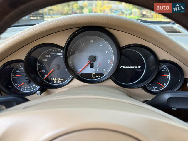 Порше Панамера 2011 в Кривом Роге на Automoto.ua Серый Порше Панамера, объемом двигателя 3.61 л и пробегом 135 тыс. км за 21000 $, фото 29 на Automoto.ua