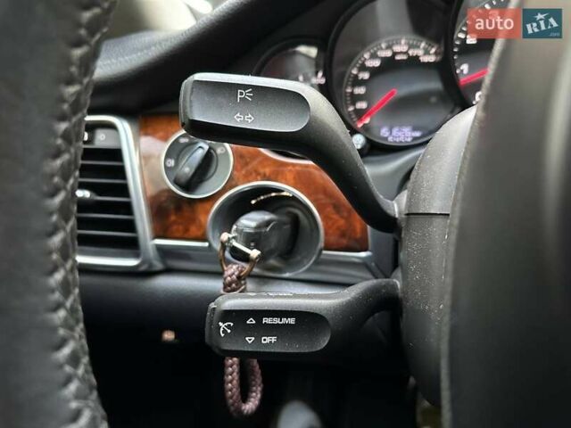 Серый Порше Панамера, объемом двигателя 3.61 л и пробегом 156 тыс. км за 20990 $, фото 14 на Automoto.ua