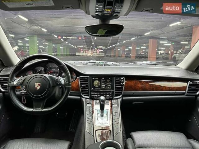 Серый Порше Панамера, объемом двигателя 3.61 л и пробегом 156 тыс. км за 20990 $, фото 23 на Automoto.ua