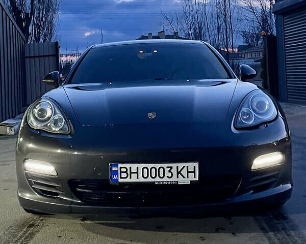 Сірий Порше Panamera, об'ємом двигуна 2.97 л та пробігом 225 тис. км за 32500 $, фото 3 на Automoto.ua