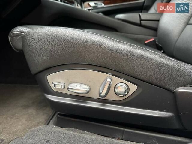Сірий Порше Panamera, об'ємом двигуна 3.61 л та пробігом 156 тис. км за 17990 $, фото 27 на Automoto.ua