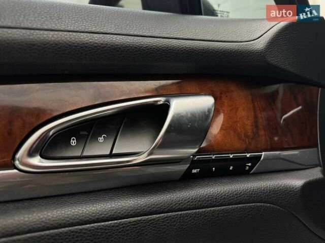 Сірий Порше Panamera, об'ємом двигуна 3.61 л та пробігом 156 тис. км за 17990 $, фото 11 на Automoto.ua
