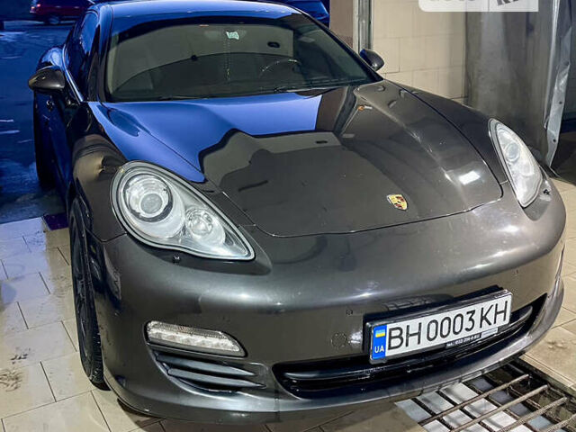 Сірий Порше Panamera, об'ємом двигуна 2.97 л та пробігом 225 тис. км за 32500 $, фото 1 на Automoto.ua