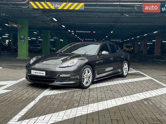 Серый Порше Панамера, объемом двигателя 3.61 л и пробегом 156 тыс. км за 20990 $, фото 3 на Automoto.ua