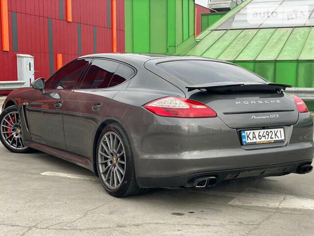 Сірий Порше Panamera, об'ємом двигуна 4.81 л та пробігом 180 тис. км за 22900 $, фото 9 на Automoto.ua