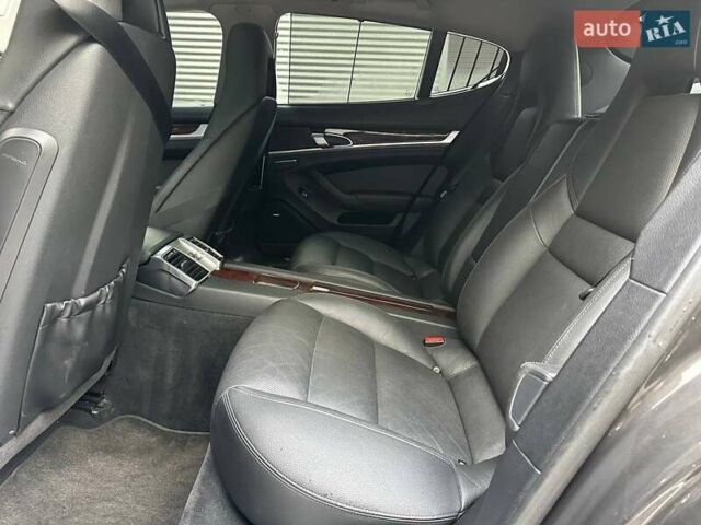 Серый Порше Панамера, объемом двигателя 3.61 л и пробегом 156 тыс. км за 20990 $, фото 8 на Automoto.ua