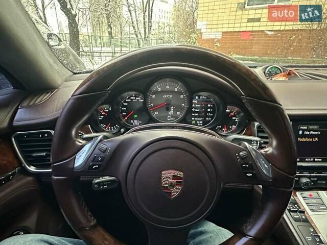 Серый Порше Панамера, объемом двигателя 4.8 л и пробегом 152 тыс. км за 31200 $, фото 13 на Automoto.ua