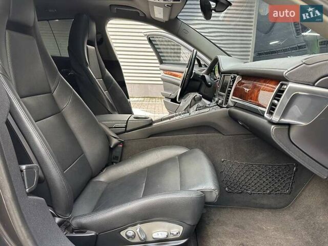 Серый Порше Панамера, объемом двигателя 3.61 л и пробегом 156 тыс. км за 20990 $, фото 10 на Automoto.ua