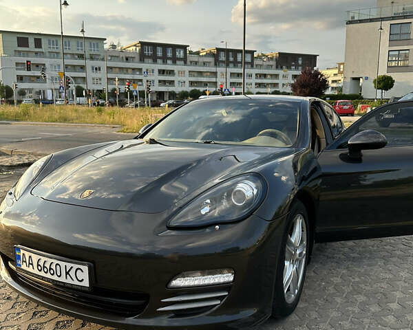 Сірий Порше Panamera, об'ємом двигуна 3.6 л та пробігом 97 тис. км за 26000 $, фото 2 на Automoto.ua