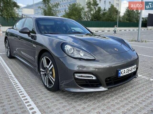 Сірий Порше Panamera, об'ємом двигуна 4.81 л та пробігом 205 тис. км за 65000 $, фото 13 на Automoto.ua