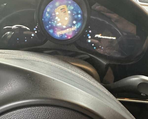 Порше Панамера 2013 в Буче на Automoto.ua Серый Порше Панамера, объемом двигателя 3 л и пробегом 140 тыс. км за 45000 $, фото 17 на Automoto.ua