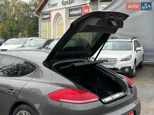 Порше Панамера 2013 в Виннице на Automoto.ua Серый Порше Панамера, объемом двигателя 3.6 л и пробегом 225 тыс. км за 29690 $, фото 13 на Automoto.ua