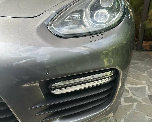 Порше Панамера 2013 в Буче на Automoto.ua Серый Порше Панамера, объемом двигателя 3 л и пробегом 140 тыс. км за 45000 $, фото 20 на Automoto.ua