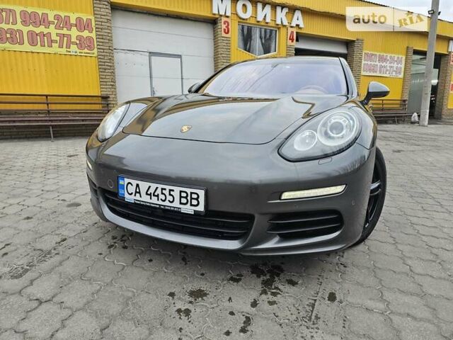 Сірий Порше Panamera, об'ємом двигуна 2.97 л та пробігом 190 тис. км за 55000 $, фото 3 на Automoto.ua