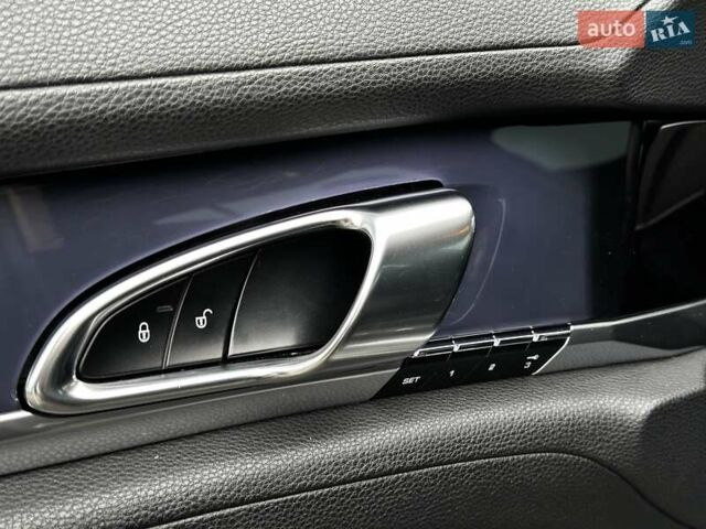 Сірий Порше Panamera, об'ємом двигуна 3 л та пробігом 192 тис. км за 22999 $, фото 19 на Automoto.ua