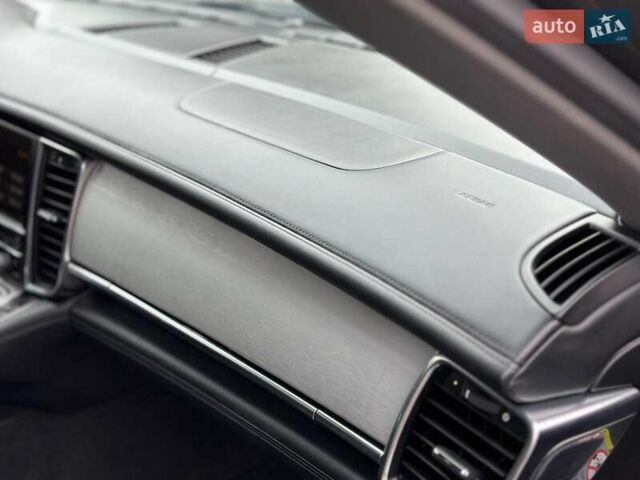 Порше Панамера 2013 в Виннице на Automoto.ua Серый Порше Панамера, объемом двигателя 3.6 л и пробегом 225 тыс. км за 29690 $, фото 32 на Automoto.ua