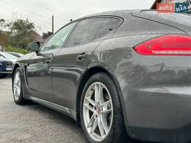 Порше Панамера 2013 в Виннице на Automoto.ua Серый Порше Панамера, объемом двигателя 3.6 л и пробегом 225 тыс. км за 29690 $, фото 16 на Automoto.ua