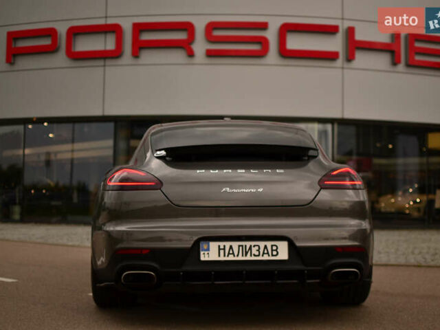 Порше Панамера 2013 в Киеве на Automoto.ua Серый Порше Панамера, объемом двигателя 3.6 л и пробегом 112 тыс. км за 27500 $, фото 19 на Automoto.ua