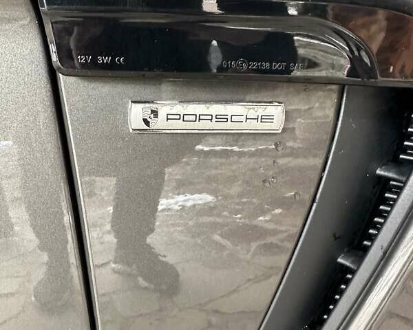 Порше Панамера 2013 в Буче на Automoto.ua Серый Порше Панамера, объемом двигателя 3 л и пробегом 140 тыс. км за 45000 $, фото 3 на Automoto.ua