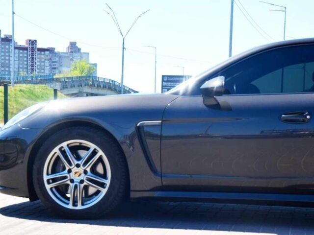 Сірий Порше Panamera, об'ємом двигуна 3.6 л та пробігом 114 тис. км за 31500 $, фото 14 на Automoto.ua