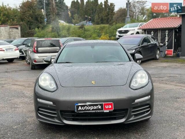 Порше Панамера 2013 в Виннице на Automoto.ua Серый Порше Панамера, объемом двигателя 3.6 л и пробегом 225 тыс. км за 29690 $, фото 1 на Automoto.ua