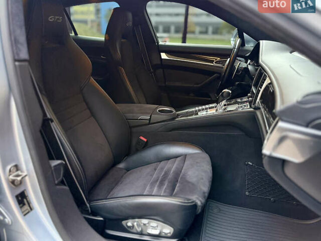 Серый Порше Панамера, объемом двигателя 4.8 л и пробегом 113 тыс. км за 30000 $, фото 19 на Automoto.ua