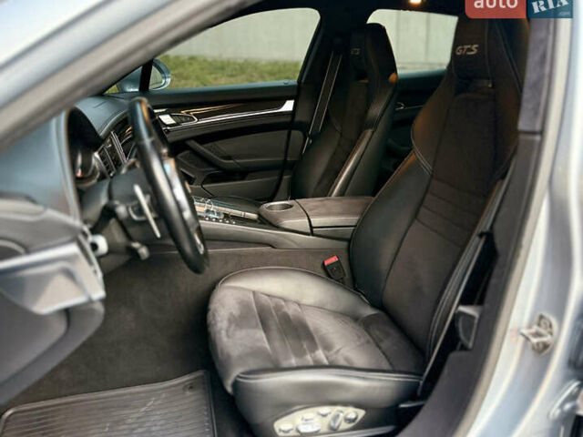 Серый Порше Панамера, объемом двигателя 4.8 л и пробегом 113 тыс. км за 30000 $, фото 15 на Automoto.ua