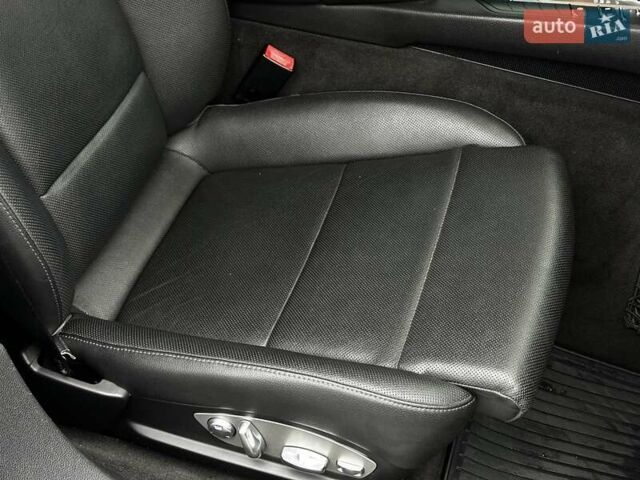 Сірий Порше Panamera, об'ємом двигуна 3 л та пробігом 192 тис. км за 22999 $, фото 49 на Automoto.ua