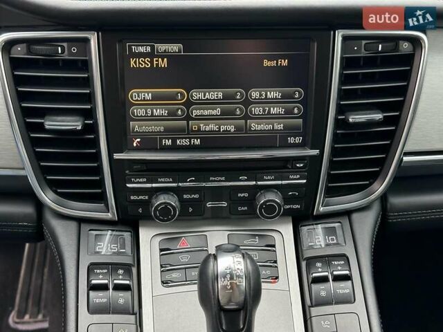 Порше Панамера 2013 в Виннице на Automoto.ua Серый Порше Панамера, объемом двигателя 3.6 л и пробегом 225 тыс. км за 29690 $, фото 40 на Automoto.ua